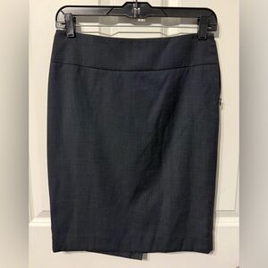 Elegant Gray Pencil Skirt